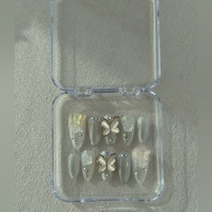 Custom Press On nails